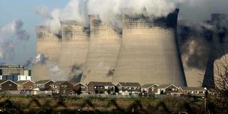 Clean air for all Carmarthenshire neighbourhoods despite dangerously high air pollution in most parts of England and Wales