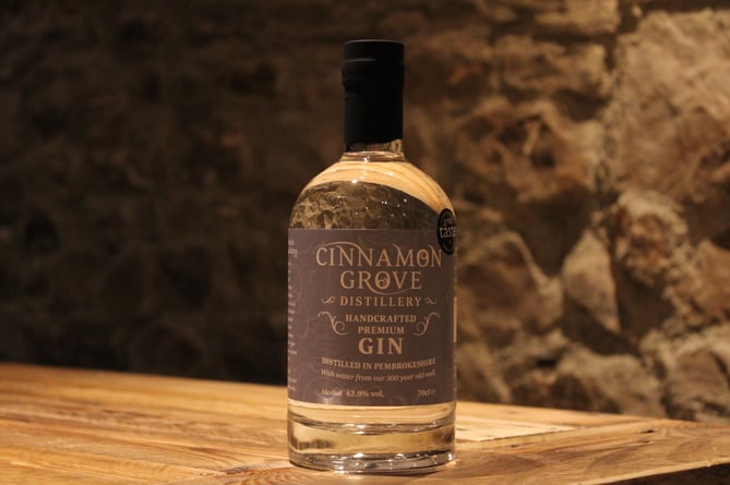 Cinnamon Grove Premium Signature Gin