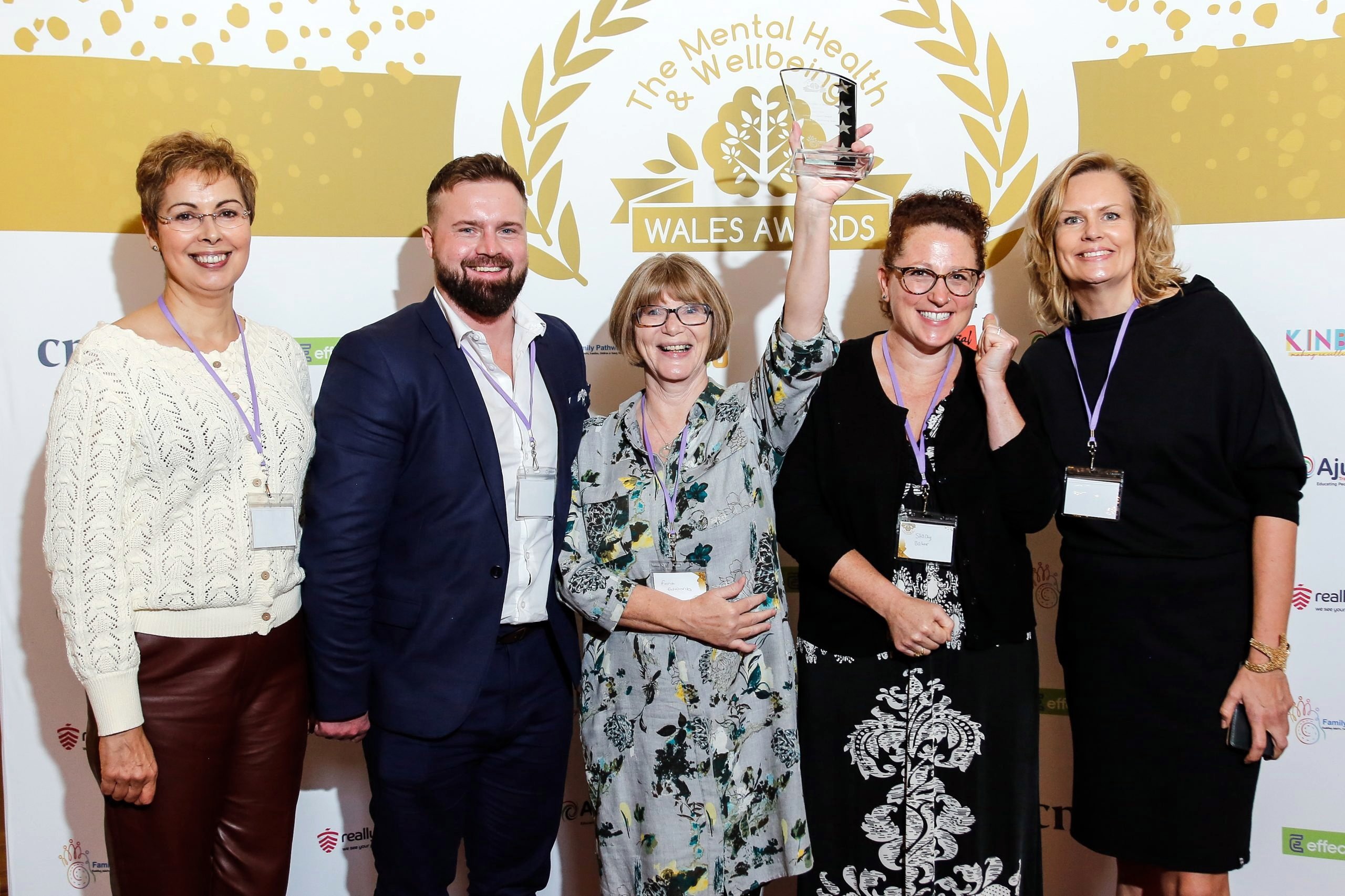 Award win for Hywel Dda UHB at Mental Health & Wellbeing Wales Awards ...