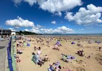 ‘Talking & walking’ mental health support group for Saundersfoot