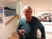 Renowned seaside photographer Martin Parr dies