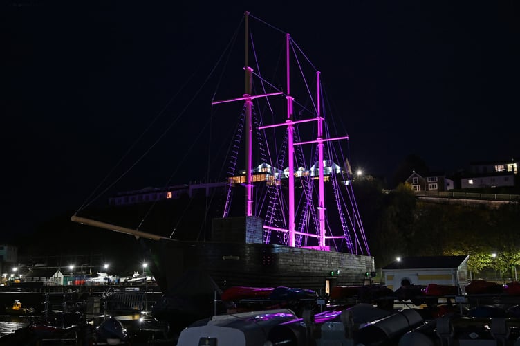 Saundersfoot schooner purple