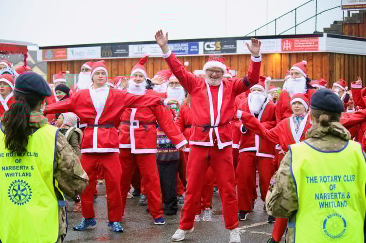 Narberth santa fun run