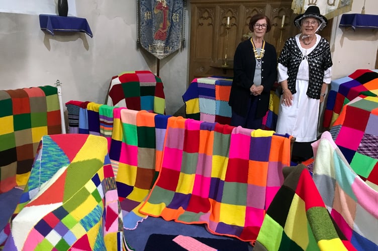 Pembroke Inner Wheel blankets