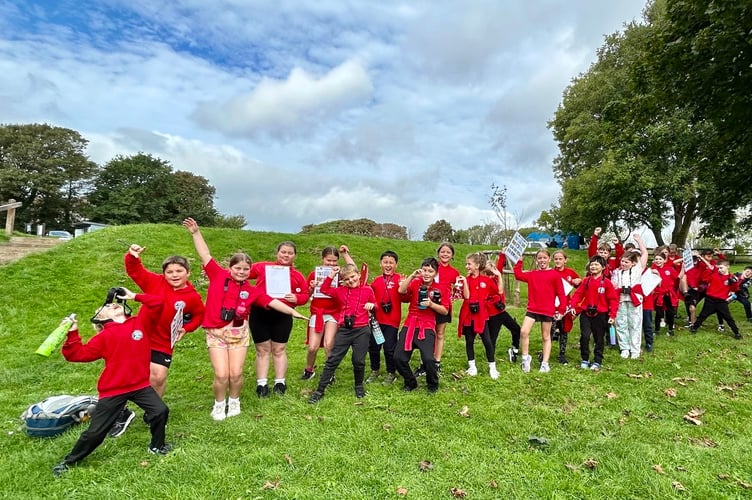 Stepaside CP School Broad Haven class ready for their nature walk