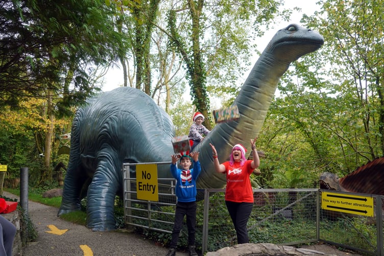 Dan-yr-Ogof, The National Showcaves Centre for Wales, is giving people the chance to win their very own life size dinosaur by auctioning off one of its colossal dinosaur models as a special gift for someone this Christmas.
