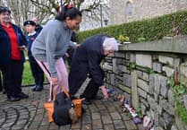 Young and old take part in Tenby remembrance ceremonies