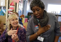 Sensory Service in Pembrokeshire launches Sign Language lessons