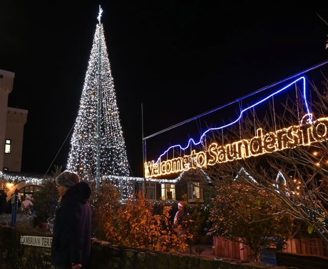 Saundersfoot gets ready for village's Christmas lights switch-on