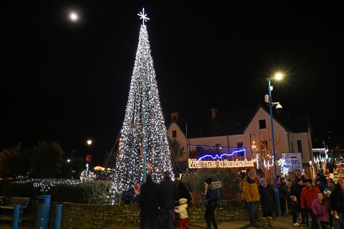 Saundersfoot Christmas switch-on