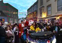 Fabulous festive atmosphere sees Yuletide season launched in Tenby