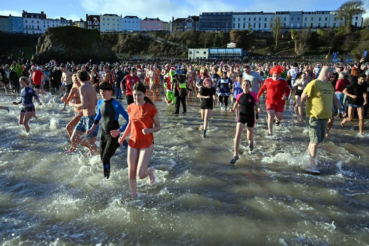 Tenby Boxing Day Swim 2022
