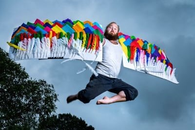 Learning to Fly - one man show