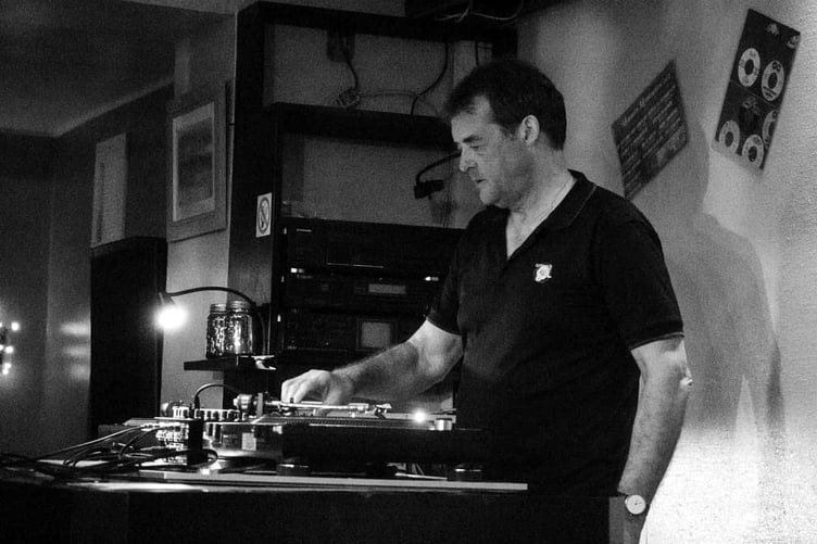 All the tunes are played from the original vinyl records.