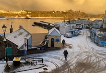 WATCH: Snow falls on Tenby's picturesque harbour