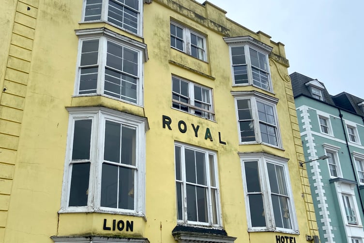 Royal Lion Hotel