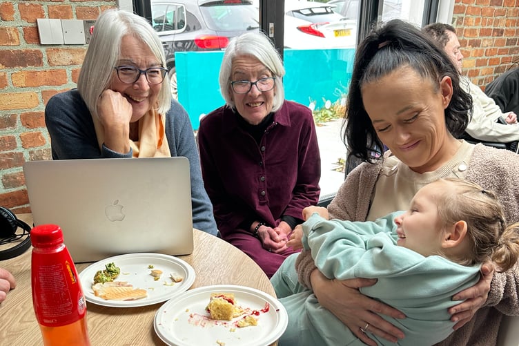 Ceri Phillips, Jane Wilson, Jayde Adams and her daughter Savanah, five, who is supported by Tŷ Hafan.