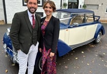 S4C search for couples to tie the knot on TV