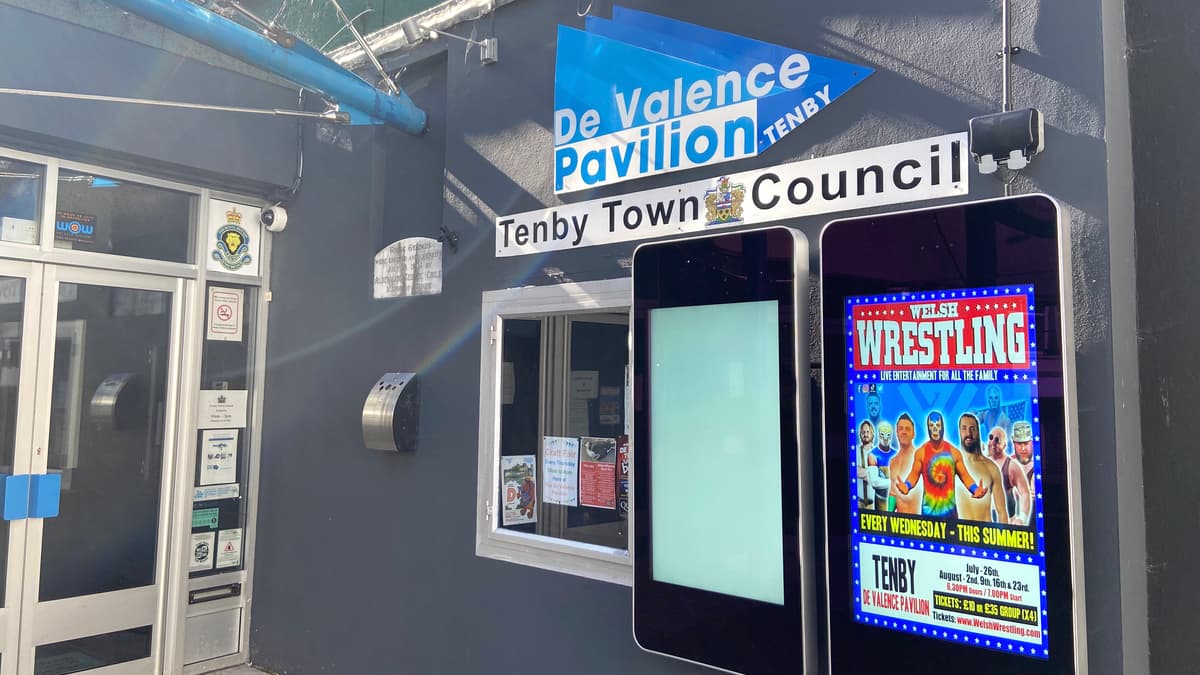 Tenby Town Council: Councillors Lose Seats Over Absenteeism | Tenby...