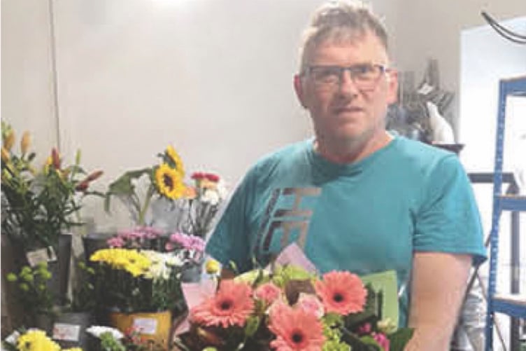 Blodau'r Bedol - Donald Morgan