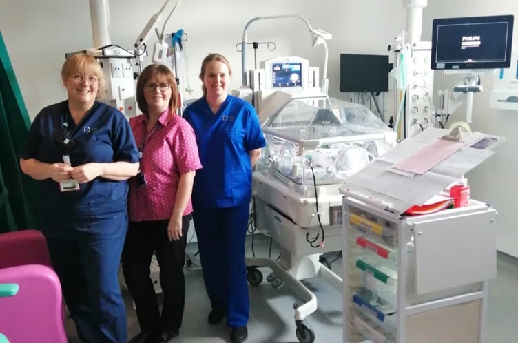 Replacement incubator for SCBU