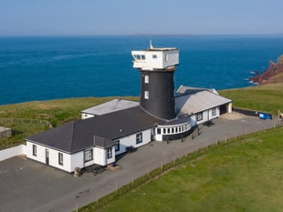 Former lighthouse for sale is "absolutely iconic" with panoramic vews 