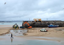 Easter holiday date for Tenby harbour dredging work