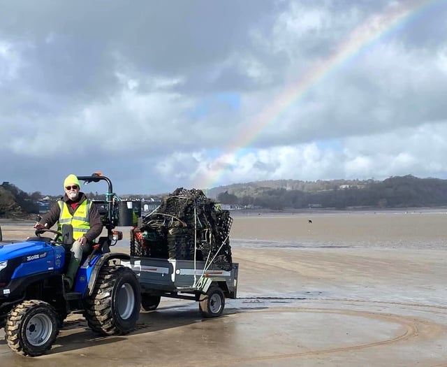 Discover what the Saundersfoot Wombles found on beaches