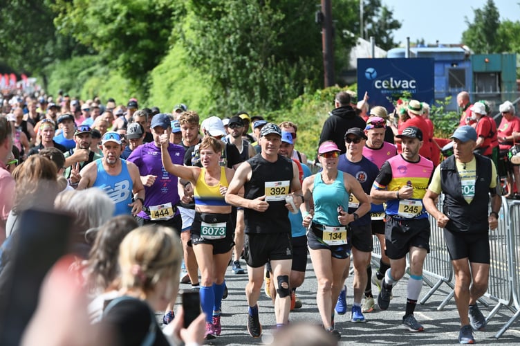 Marathon runners at Long Course Weekend