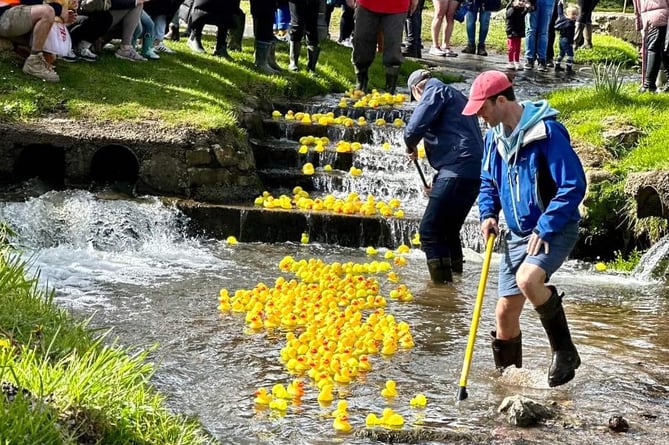 St florence duck race