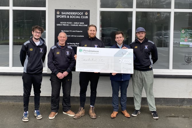 Saundersfoot Cricket Club is the latest recipient of Persimmon Homes West Wales’ Community Champions scheme. The £2,000 cheque was handed over to the club’s President Roger Stanford, captain Yannic Parker, safeguarding officer Justin Richards, and players Rhys and Taran Richards at the George V Playing Fields.