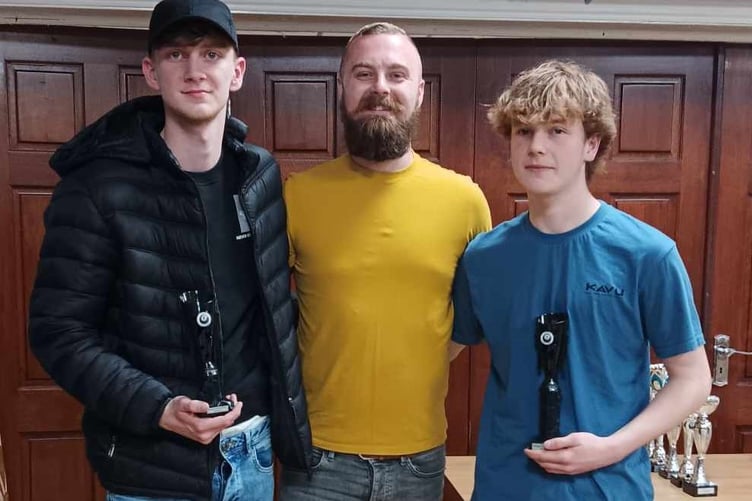 Under 25's Runner up: Arran Chesmore (Sssc), Jack Coleman (Vice-Chairman), Winner Evan Owen (Temple Bar)