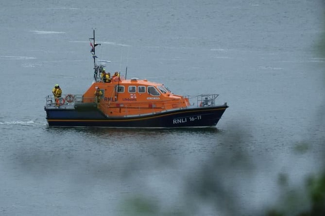 Angle RNLI lifeboat search