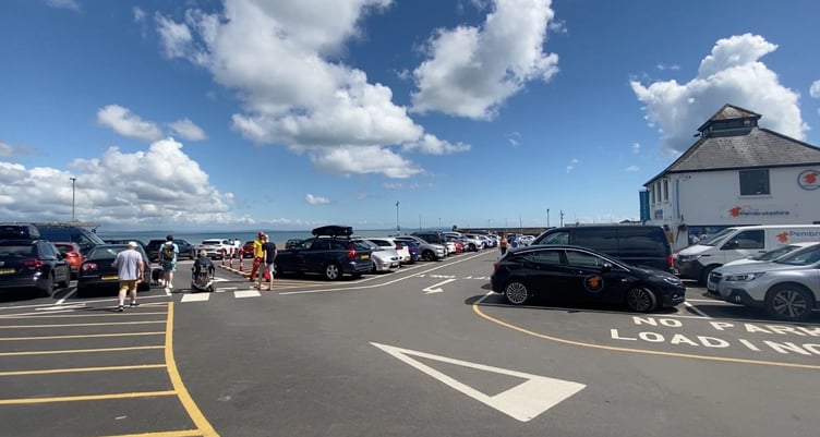 Saundersfoot harbour car park pic