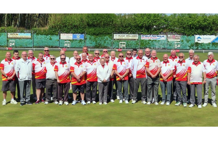 Players at start of play with club president Diana Davies