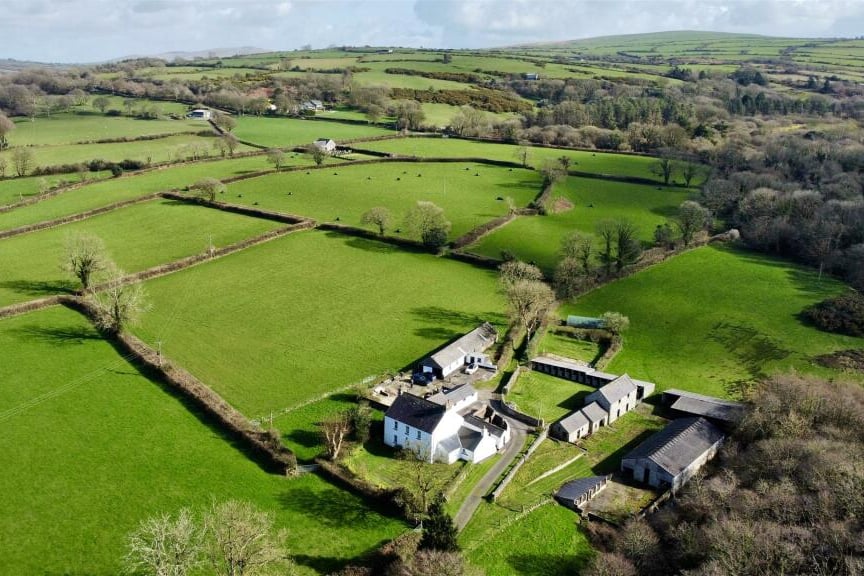 "Exceptional" period farmhouse for sale includes 40 acres of land
