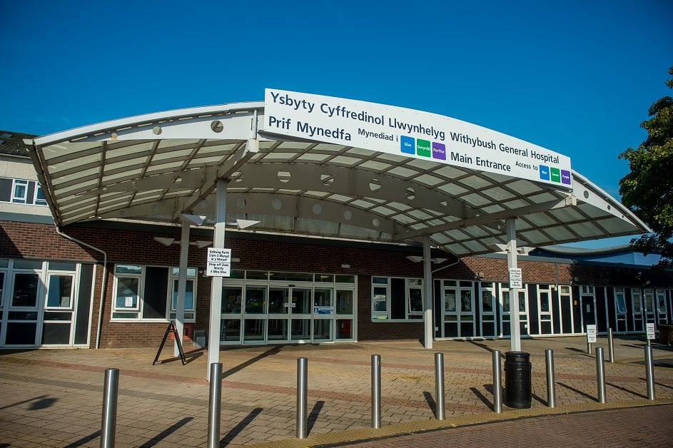 Welsh Government accused of 'hiding behind Health Board'