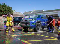 Tenby RNLI charity car wash