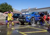 Support Tenby RNLI, get your car washed