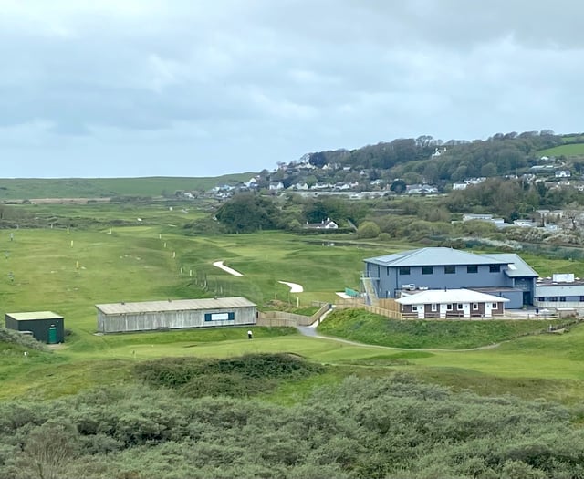 Tenby Golf Club plans backed by councillors
