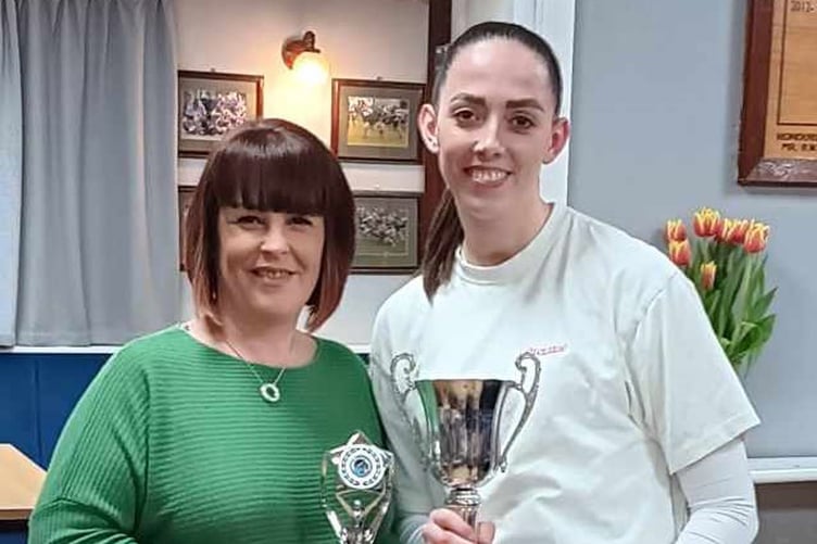 Ladies Knockout: Runner Up: Sheena Conbeer (Rfc Otters), Winner: Jess Rees (Bush Rob)