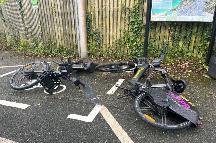 E-bikes Tenby
