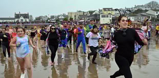 Date set for Saundersfoot New Year’s Day Swim presentations
