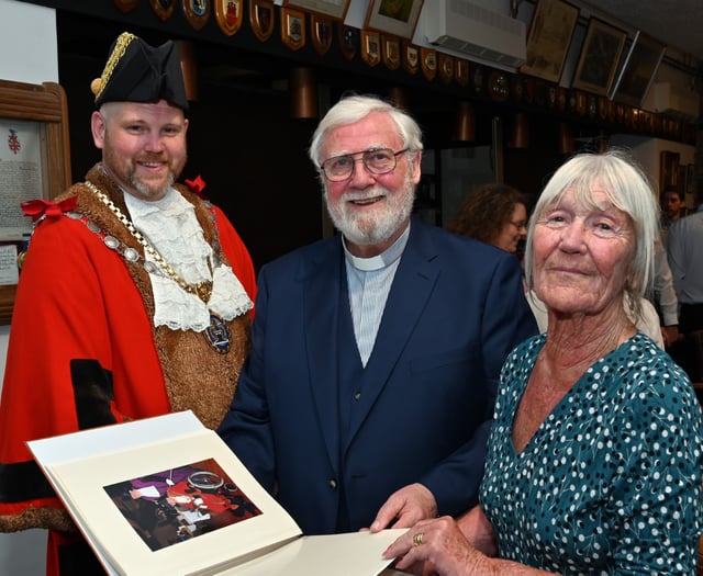 Tenby stalwart of ceremonies says farewell after 25 years