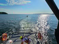 Broken down drifting speedboat rescued by Tenby RNLI