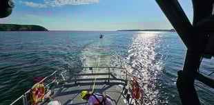 Broken down drifting speedboat rescued by Tenby RNLI