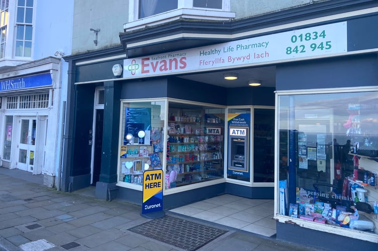 Cashpoint Tenby pharmacy