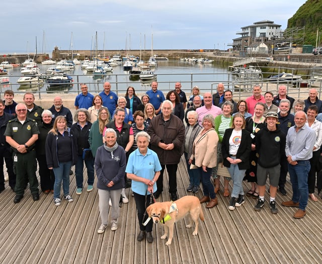 Dedicated Saundersfoot New Year’s Day Swim fundraisers recognised
