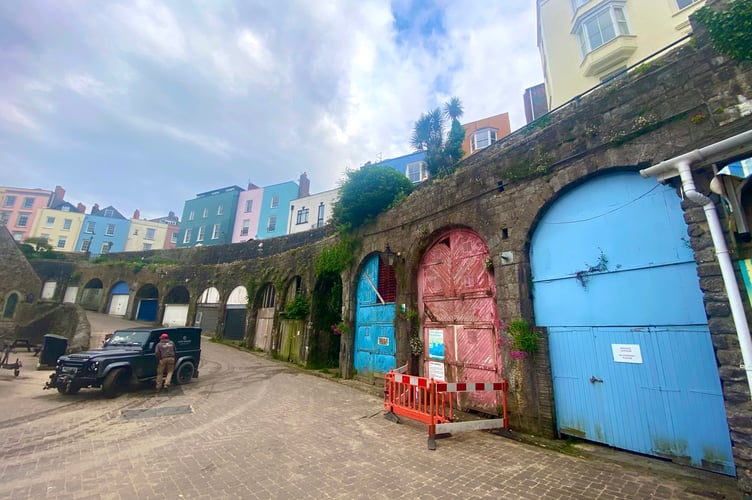 Tenby harbour arches