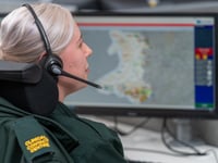 Welsh Ambulance call handler threatened with stabbing
